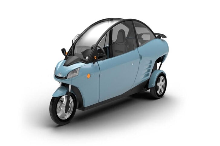 Ultimate Guide to Small Electric Cars: Incentives and Efficiency Tips