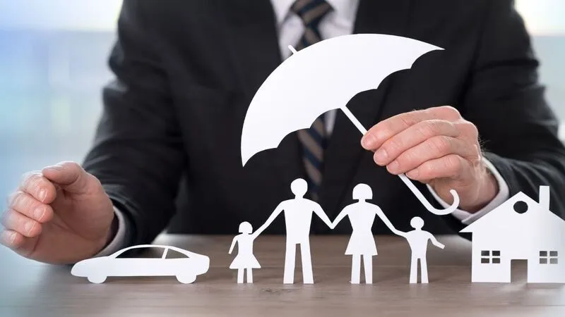 Navigating Your Life Insurance Options: A Buyer's Guide