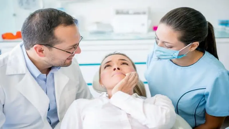 Emergency Dentist Tips: Effective Dental Care and Pain Management